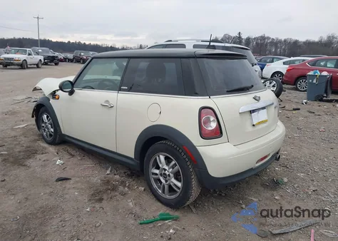 2012 Mini Cooper z USA, uszkodzony, nr VIN WMWSU3C57CT257565